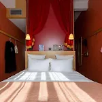 Mob Paris Les Puces Hotel Saint-Ouen (Seine-Saint-Denis)