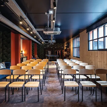 Hotel Mob Paris Les Puces 3*