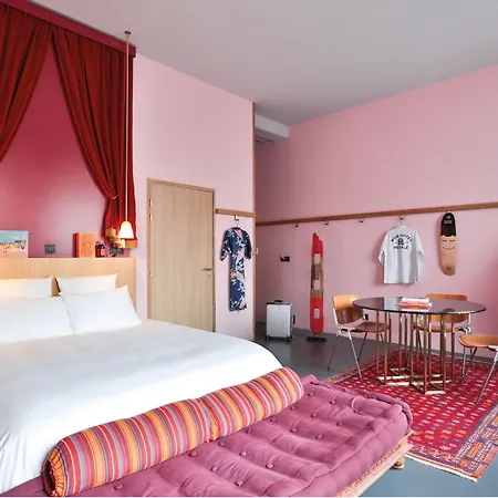 Hotel Mob Paris Les Puces Saint-Ouen (Seine-Saint-Denis)
