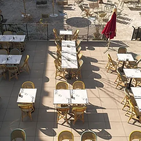 Mob Paris Les Puces Hotel