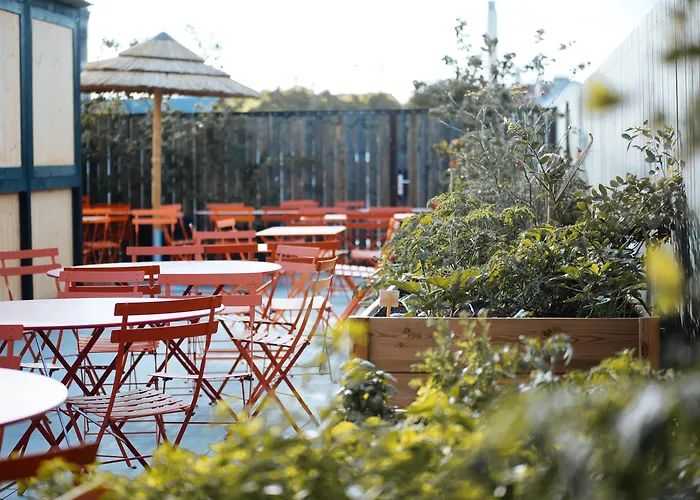 Mob Paris Les Puces Hotel 3*
