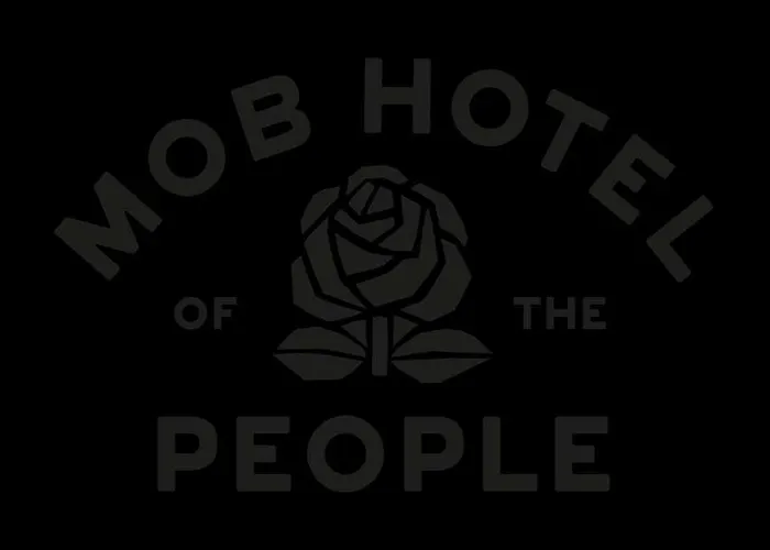 Mob Paris Les Puces Hotel 3*